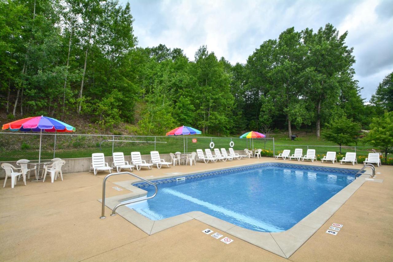 Wingate By Wyndham Lake George Exterior photo