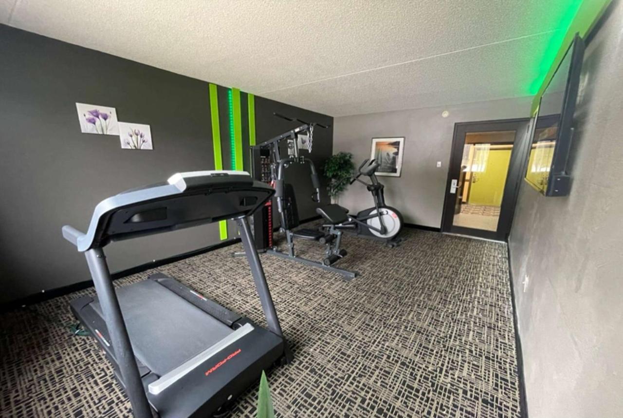 Wingate By Wyndham Lake George Exterior photo